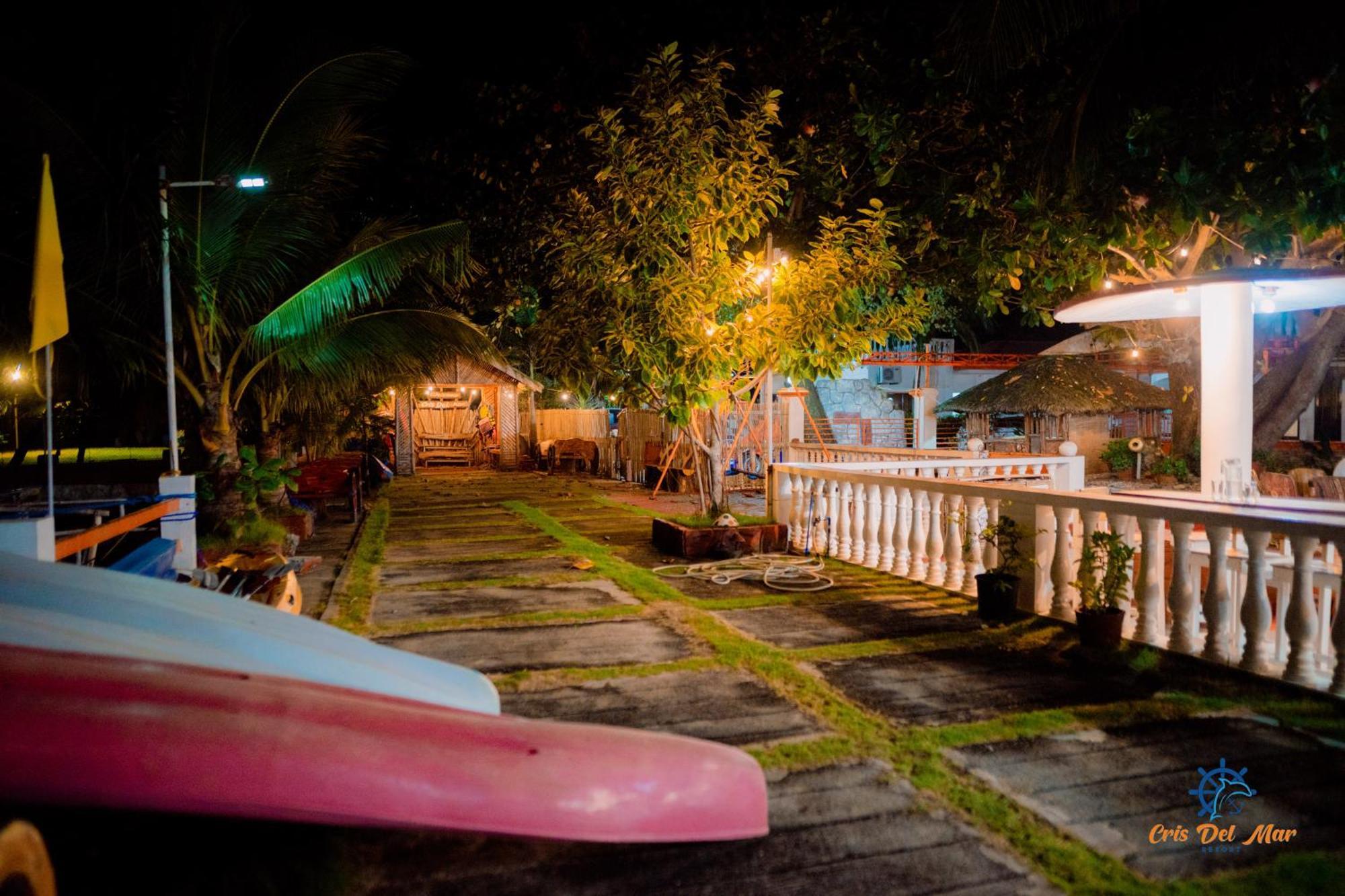 Cris Del Mar Resort Bolinao 外观 照片