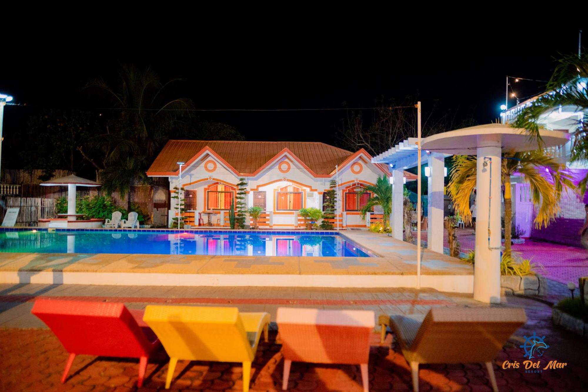 Cris Del Mar Resort Bolinao 外观 照片